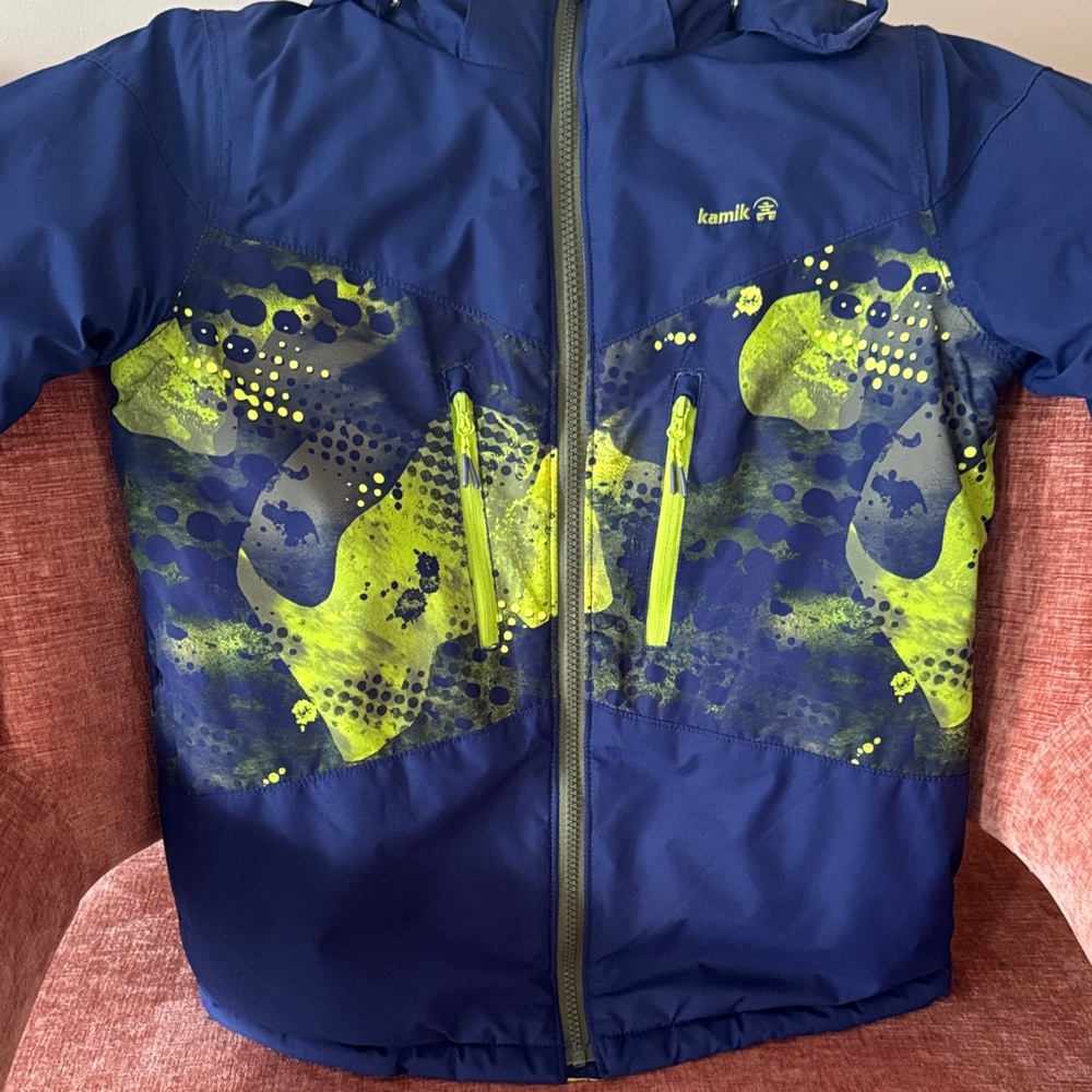 Kamik Kids Puffer Jacket in Navy and Lime